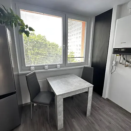 Appartement 100x Jinak Kroměříž